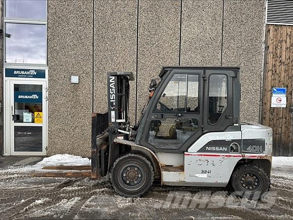 Nissan FD40 31481 Sonstige Baumaschinen