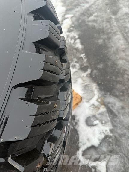 Nokian 650/65R42 dekk Muud põllumajandusmasinad