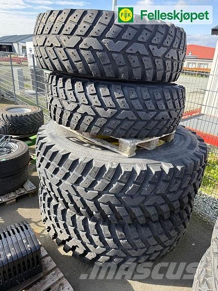 Nokian Hakka TRI 2 480/80R30+620/80R42 Gumiabroncsok, kerekek és felnik