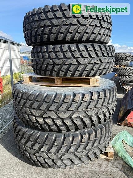 Nokian Hakka TRI 2 540/80R38+440/80R28 Rehvid, rattad ja veljed