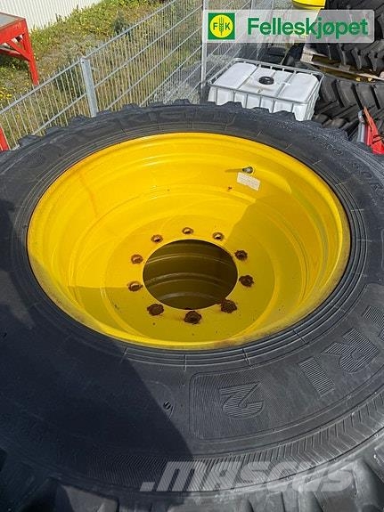 Nokian Hakka TRI 2 540/80R38+440/80R28 Gumiabroncsok, kerekek és felnik