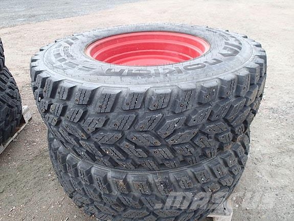 Nokian Hakkapelita hjulsett 540/80R38 og 440/80R28 Tyres, wheels and rims