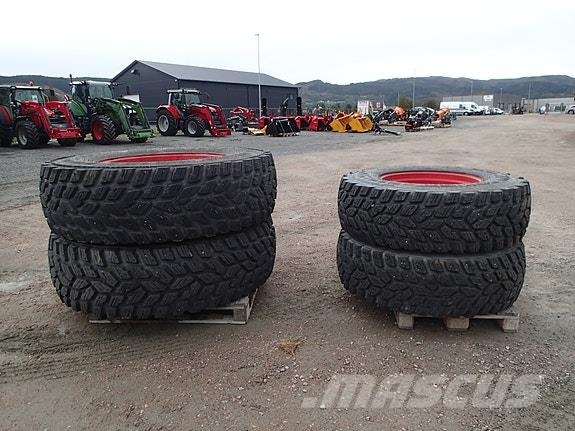 Nokian Hakkapelita hjulsett 540/80R38 og 440/80R28 Tyres, wheels and rims