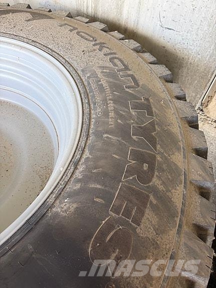 Nokian Hakkapelita Vinterdekk med pigg Інше дорожнє і снігозбиральне обладнання
