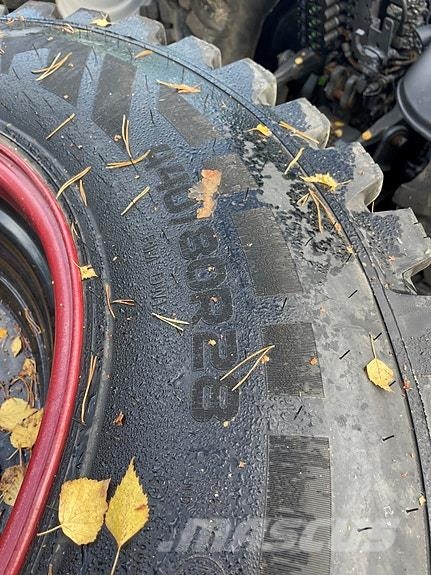 Nokian Hakkapelitta 540/80-38, 440/80-28 Seip og pigg Ostale poljoprivredne mašine