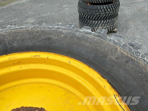 Nokian TRI Tri Otros equipos para carreteras y quitanieves