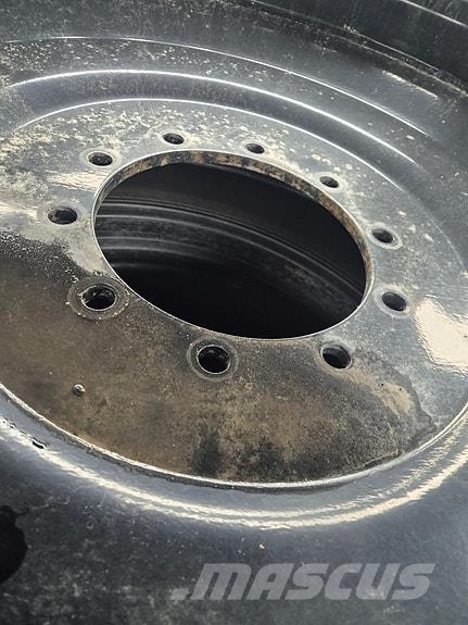 Nokian TRI2 ماكينات زراعية - غير ذلك