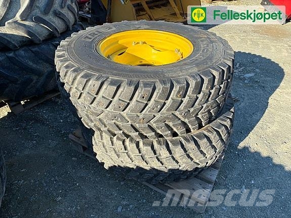 Nokian TRI2 Hjul 480/80-34 og 400/80-24 Gume, točkovi i felne
