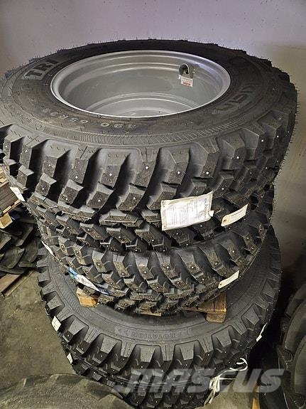 Nokian TRI2 hjulsett 600/65R38 & 480/65R28 Muud teekoristamise ja lumekoristamise masinad