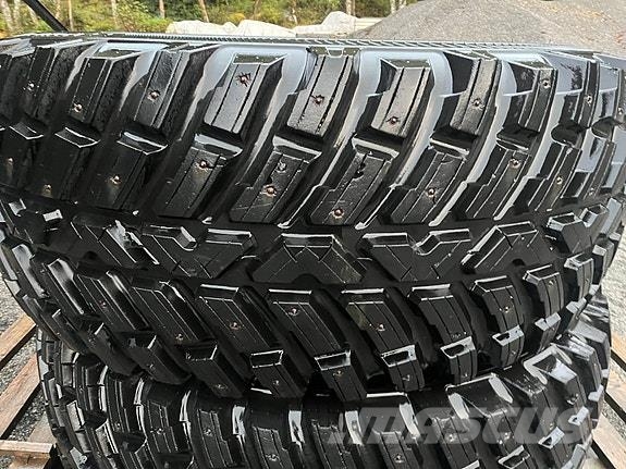 Nokian TRI2 Ukjent modell ماكينات زراعية - غير ذلك