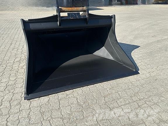 Ny AA Fast pusseskuff 1250 Liter S70 Entreprenad - Övrigt
