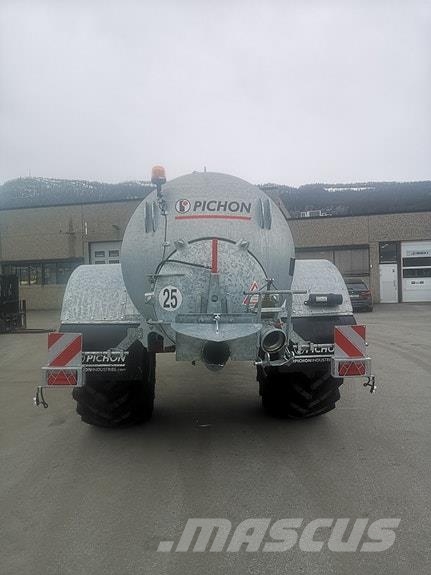 Pichon TCI 10400 ltr med aut. sidefyller Rasturači đubriva