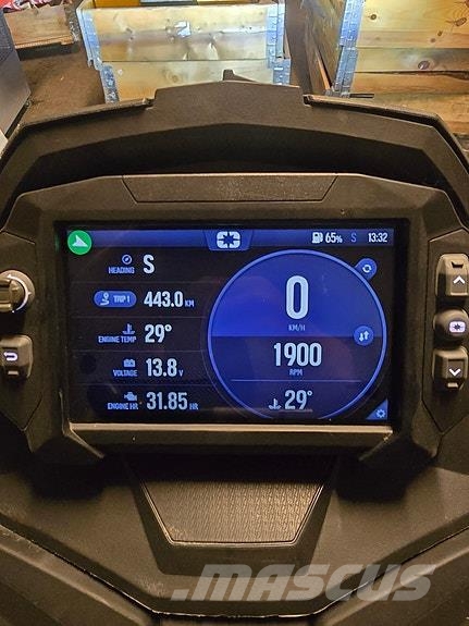 Polaris 850 RMK Khaos Matryx 155 Sneeuwscooters