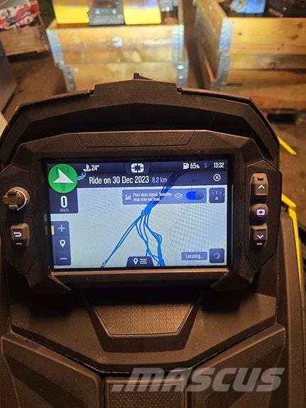 Polaris 850 RMK Khaos Matryx 155 Sneeuwscooters