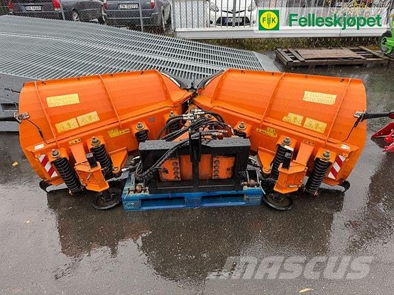 Pronar PUV-3000M Snow blades and plows