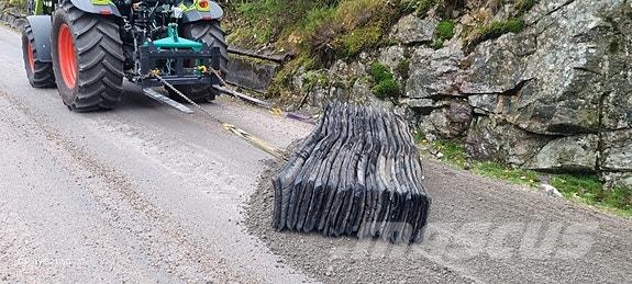  REPSTAD SLODDEN T320 Cita ceļu uzturēšanas un sniega novākšanas tehnika