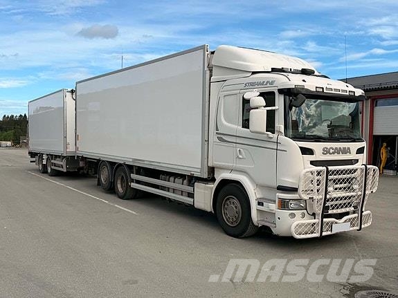 Scania  Camiones con caja de remolque