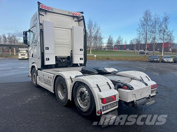 Scania 660 S 6x2 trekkvogn وحدات الجر
