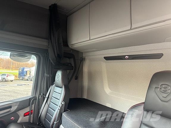 Scania 660 S 6x2 trekkvogn وحدات الجر