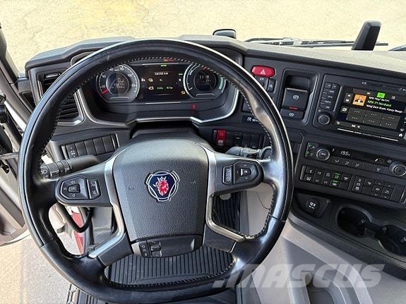 Scania P23 elektrisk med Joab krokløfter Camiones desmontables