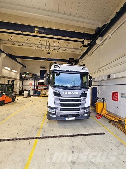 Scania R 540 B8x4*4NB Razstavljivi tovornjaki z žičnimi dvigali