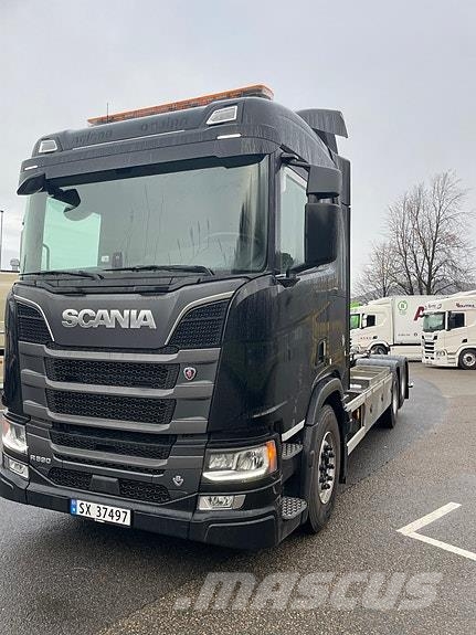 Scania R 590 B6X2NB MED JOAB L21 KROKPÅBYGG Absetzkipper