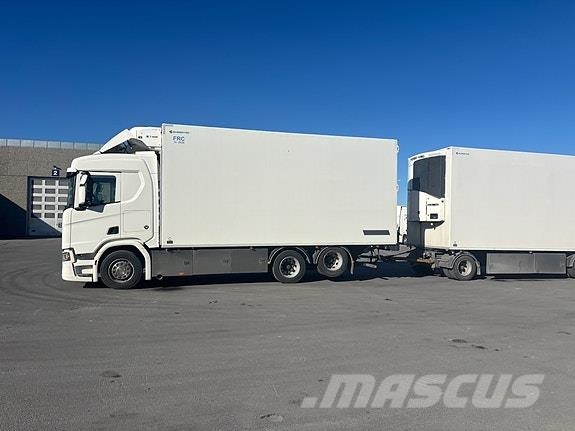 Scania R 650 6x2 Bussbygg med kjøttheng, Henger 2014 mode 貨箱式卡車