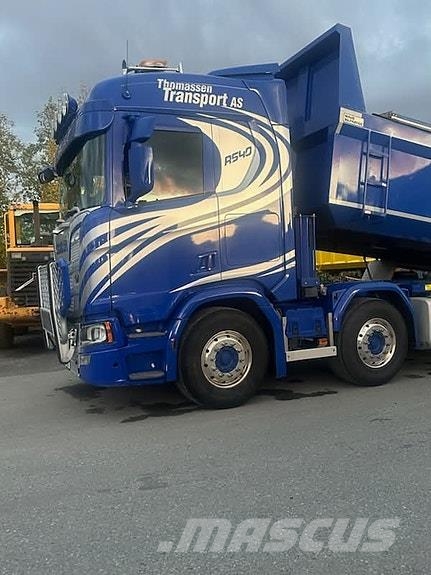 Scania R540 8X4 Helluft fjæring Savivarčių priekabų vilkikai