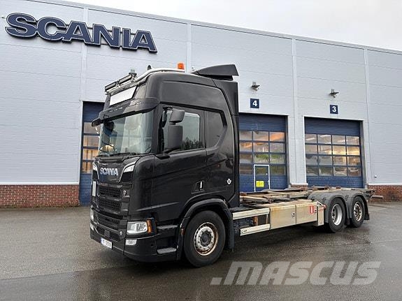 Scania R580B6x2NB containerbil med henger Containerbil