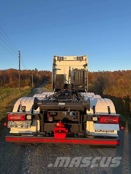 Scania R590 8X4*4 Brøytefeste/uttak for spreder شاحنات قابلة للفك
