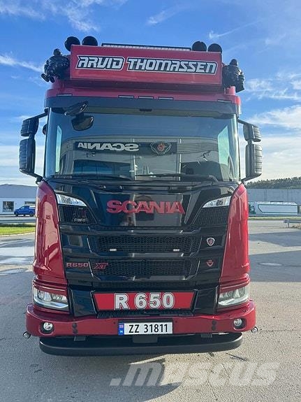 Scania R650 6X4 Hydraulikk for tippsemi Vilcēji
