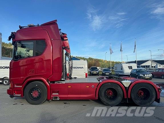 Scania R650 6X4 Hydraulikk for tippsemi Vilcēji