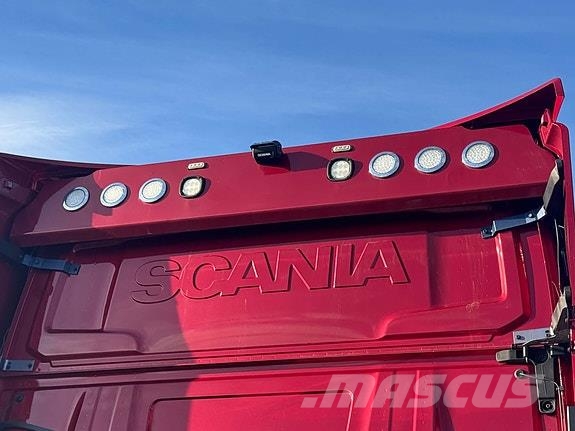 Scania R650 6X4 Hydraulikk for tippsemi Vilcēji