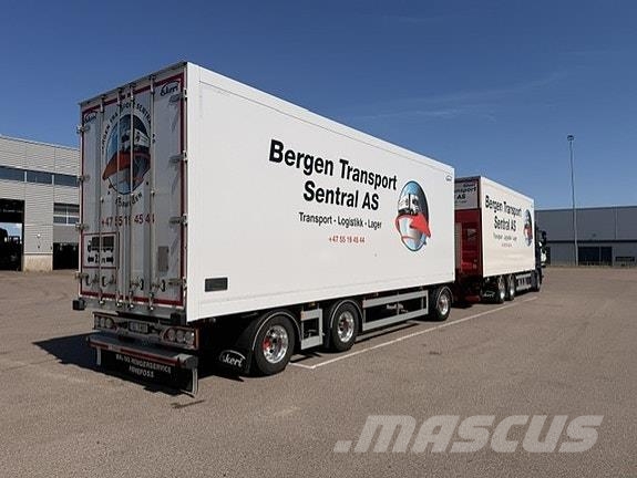 Scania R660 6x2 Camiones con caja de remolque