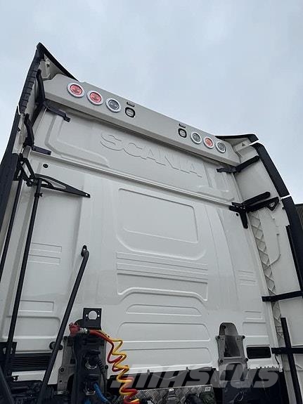 Scania S 540 6X2 وحدات الجر