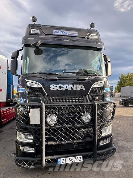 Scania S660 6X4NB Van Body Trucks
