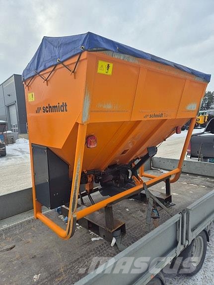 Schmidt Traxsos S15 Cita ceļu uzturēšanas un sniega novākšanas tehnika