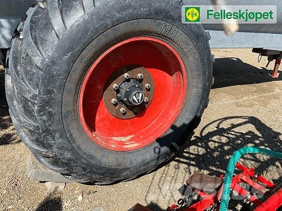  Slurryboss 10 Junios Διαστρωτήρες ανοργάνων