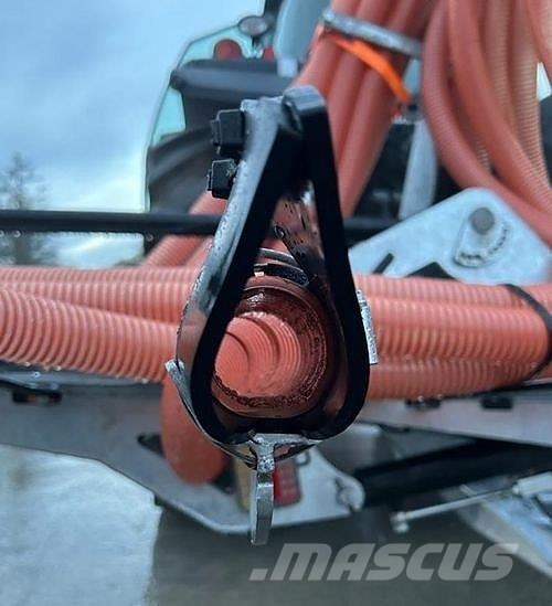  SlurryQuip Trailing Shoe Mineral spreaders