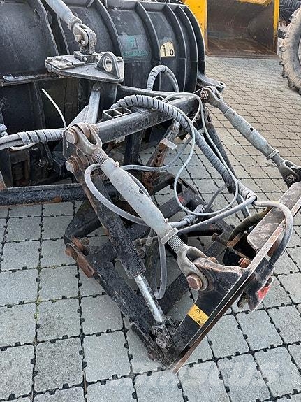 Tellefsdal 2,7m Schneeschilde und -pflüge
