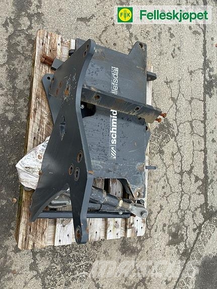 Tellefsdal plogfeste John Deere 6R250 Otra maquinaria agrícola