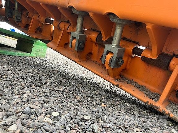 Tellefsdal V90-3700 P Schneeschilde und -pflüge