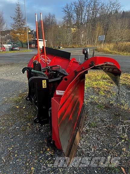 Tokvam Vikeplog VT320 Снегочистачки