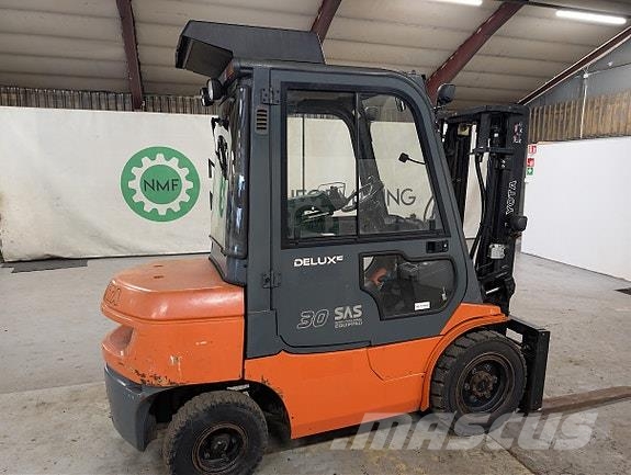 Toyota 62-7FDF30 #God brukstruck معدات البناء - غير ذلك