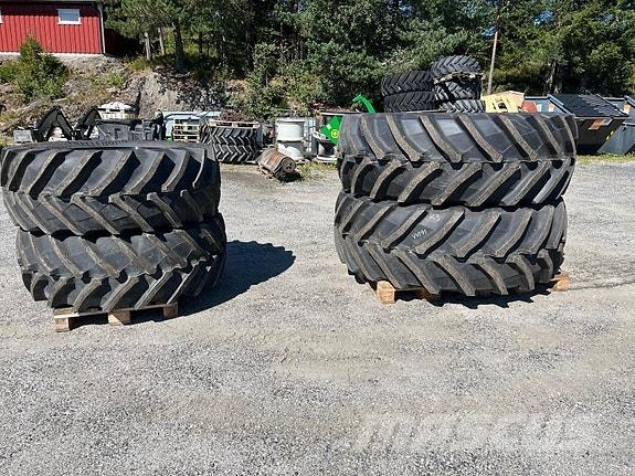 Trelleborg Hjul kompl svarte felger TM800 540/65-30-650/65-42 タイヤ、ホイル、リム