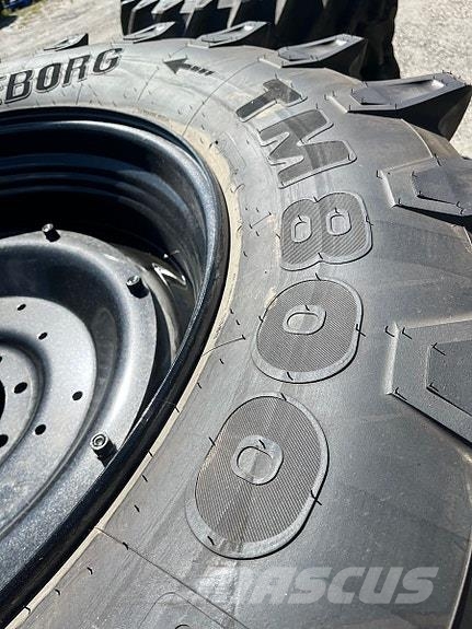 Trelleborg Hjul kompl svarte felger TM800 540/65-30-650/65-42 タイヤ、ホイル、リム