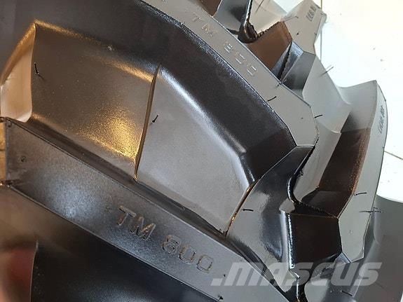 Trelleborg TM800 타이어, 휠 및 림