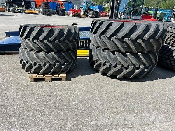 Trelleborg TM800 650/65R42 og 540/65R30 ماكينات الطرق والجليد الأخرى