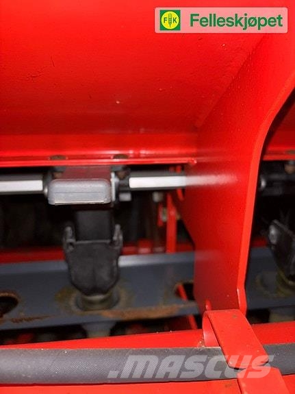 Tume Combimaster Pluss 4m Manure spreaders
