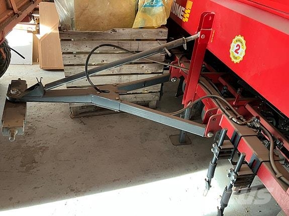 Tume HKL 2500 S Espalhadores de estrume